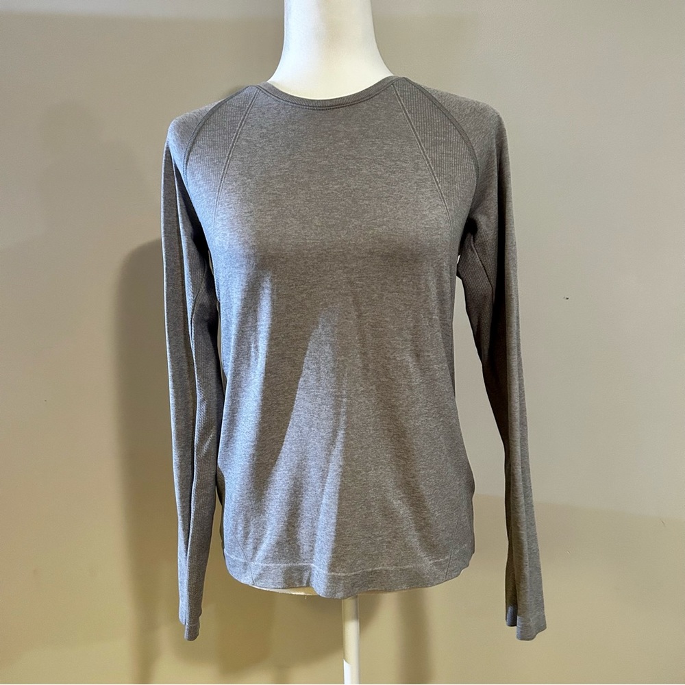 Long sleeve workout shirt